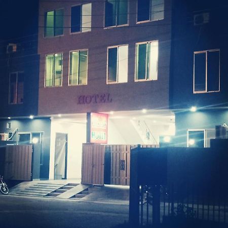 Hotel Park View Лахор Экстерьер фото